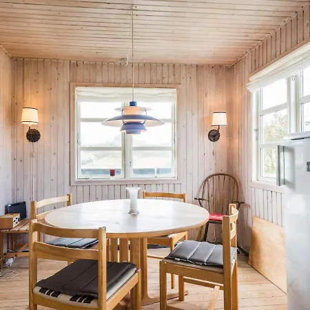 Holiday Henne Xcix Semesterbostad Henne Strand