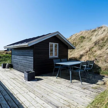 Semesterbostad Holiday Henne Xcix